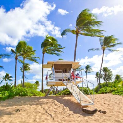 hawaii-beach-vacation-lifeguard-stand.jpg
